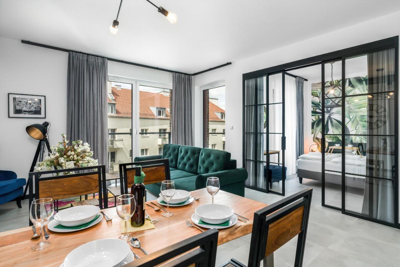 Apartments Poznan Chwaliszewo Residence With Free Garage By Noclegi Renters ภายนอก รูปภาพ